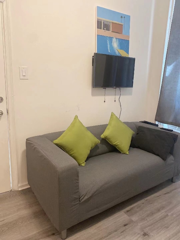 Photo - 1725 Bainbridge St Apartment