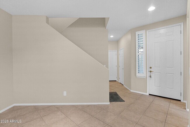 Foto del edificio - 1024 E Frye Rd