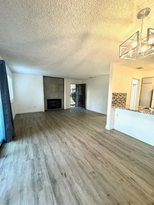 Foto del edificio - 1151 S Chestnut Ave