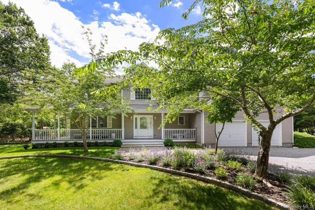 Foto del edificio - 167 Tuckahoe Ln