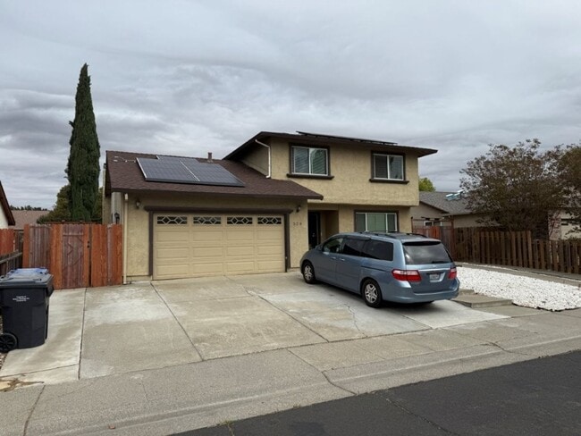 Building Photo - Unique 5 Bedroom 2 Story w/ Solar Suisun *...
