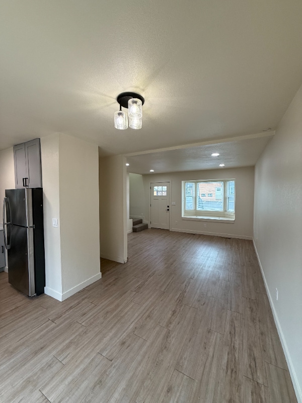Building Photo - 1618 Banyan Dr