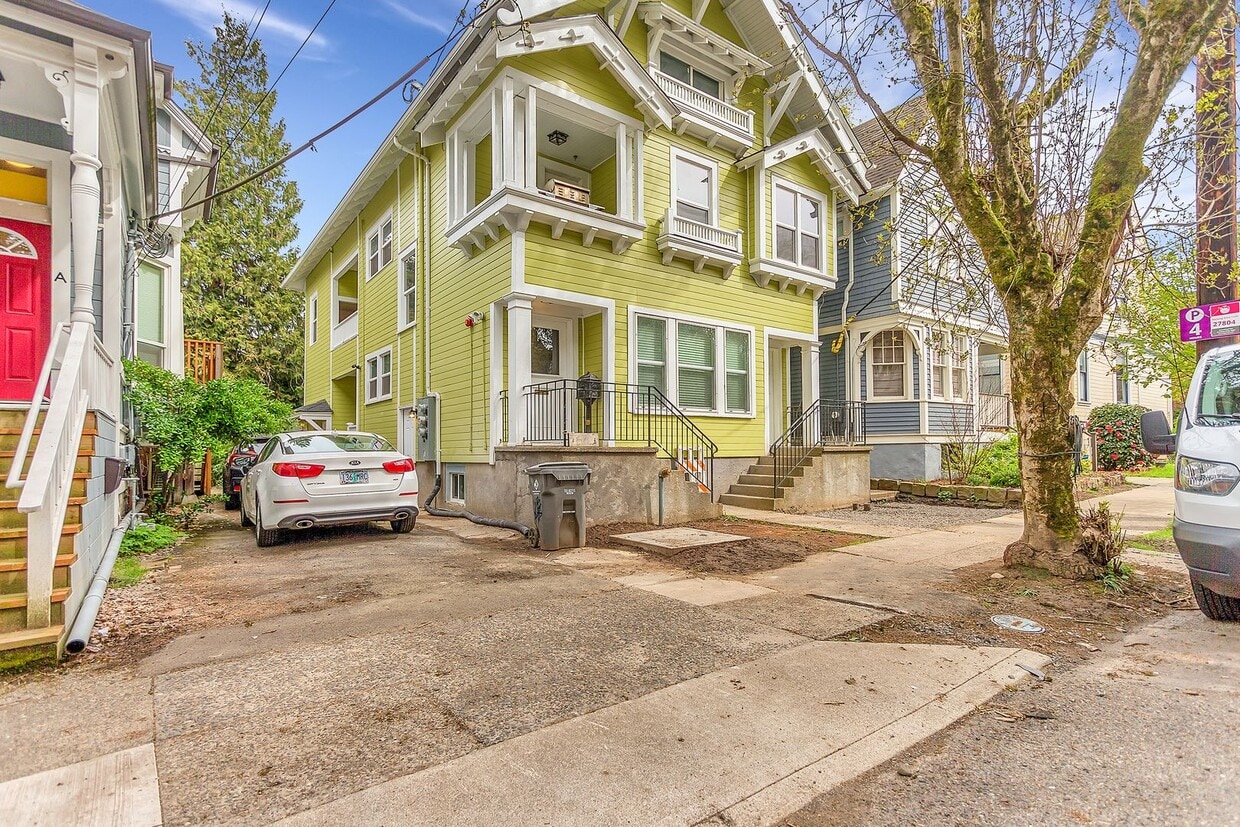 6161 Nw 61st Ave Portland Or 97210