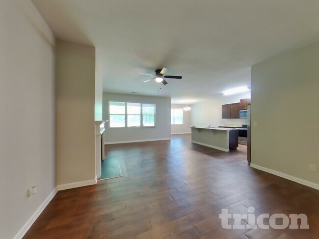 Building Photo - 474 Lake Ridge Ln