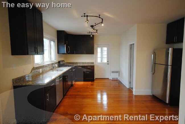 Photo - 15 Taylor St Apartment