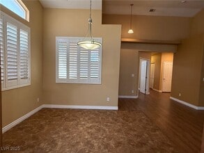 Building Photo - 200 Twin Creek
