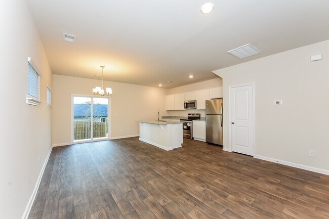 Building Photo - 306 High Grv Wy