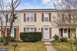 Building Photo - 18240 Smoke House Ct