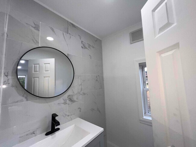 Foto del edificio - 3 Meadow Ct