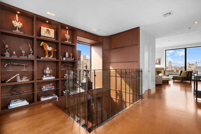 Building Photo - 1080 Madison Ave