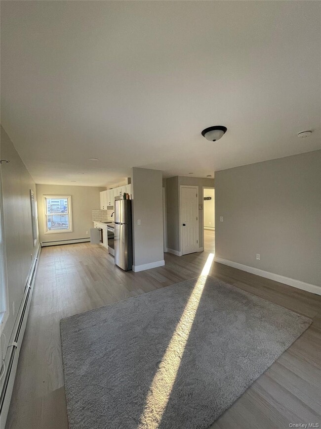 Building Photo - 14 Eastman Terrace