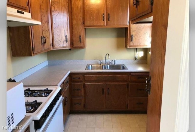 Foto del edificio - 4422 Linden Ave