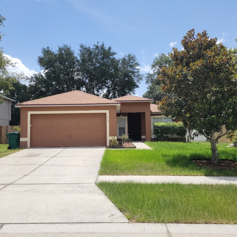 Primary Photo - 935 Vanderbilt Dr