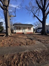 Building Photo - 616 Poplar Ave