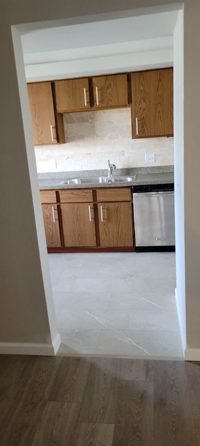 Foto del edificio - 2512 Plum Leaf Ln