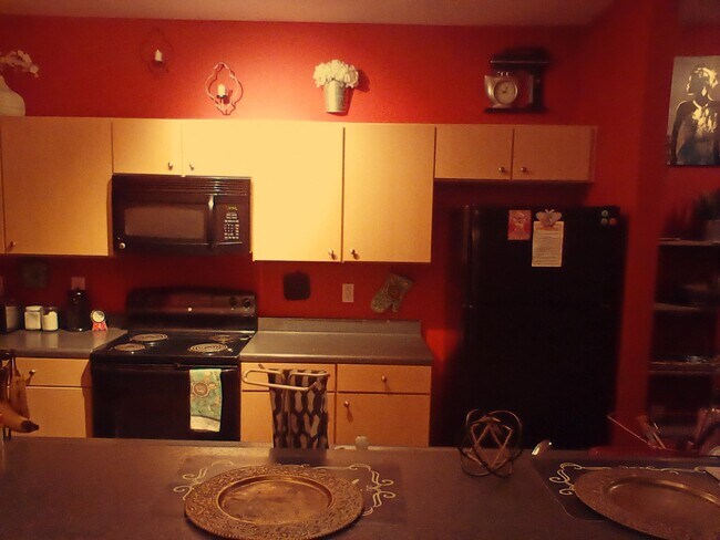 Foto del edificio - 631 Bellamy Cir