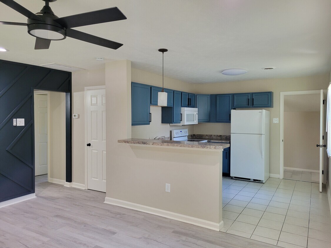 Foto principal - 1919 Bancroft Dr