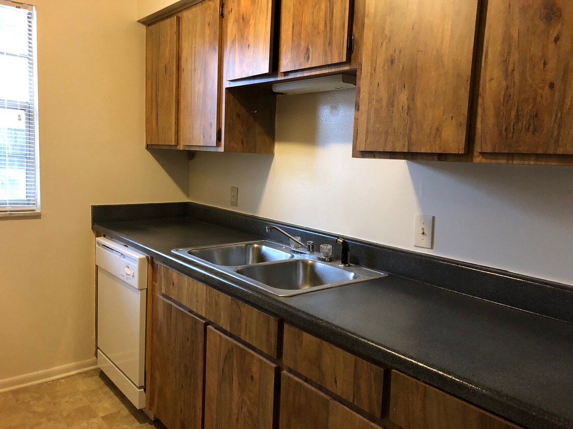 6288 Hamilton Bridge Rd, Milton, FL 32570 Apartments in Milton, FL