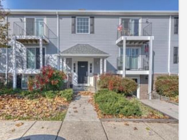 Building - 3500 Kingsley Ct