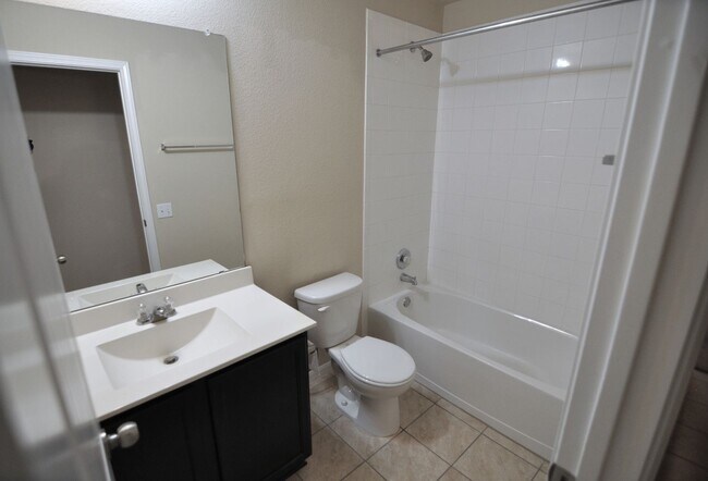 Building Photo - Spacious One-Story Home in Prime Hutto Loc...