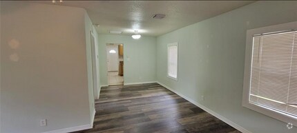 Building Photo - 8520 N Brooks St