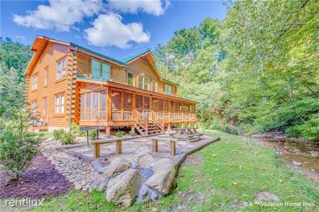 Primary Photo - 303 Caney Creek Rd