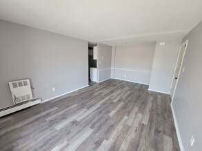 Building Photo - 13430 Euclid Ave