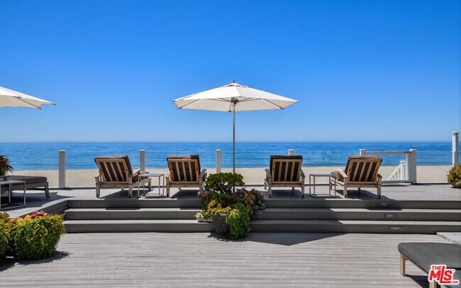 Foto del edificio - 23826 Malibu Rd