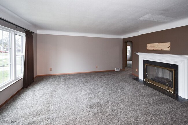 Foto del edificio - 21775 Hillsdale Ave