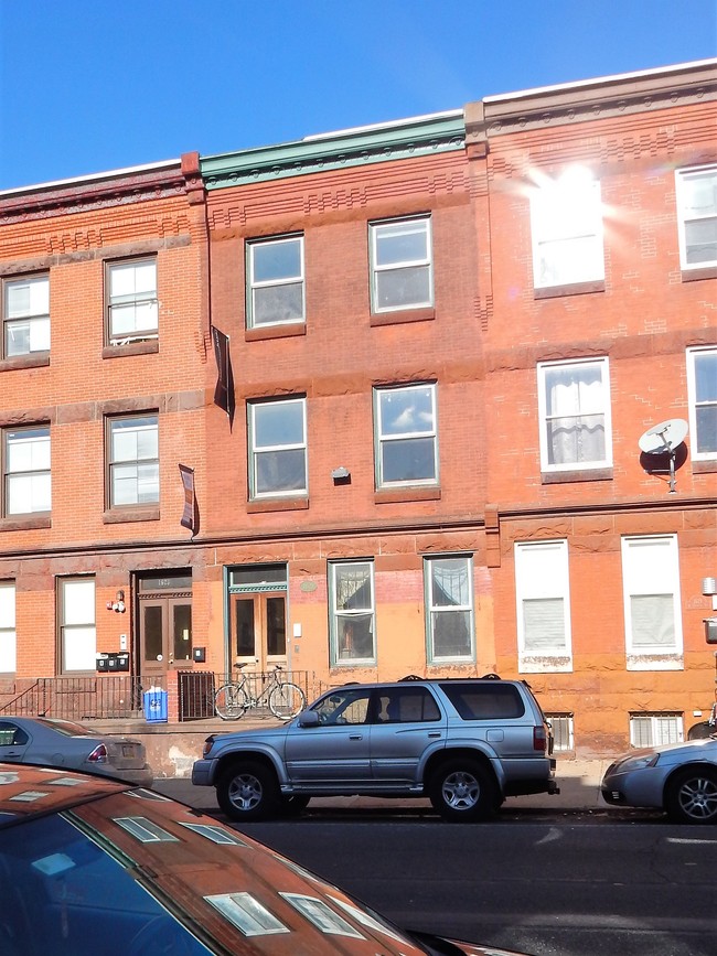 Foto del edificio - 1621 W Diamond St