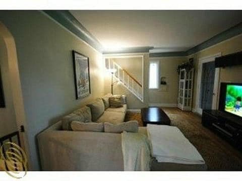 Building Photo - 2645 Woodbine Dr