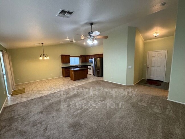 Foto del edificio - 39610 N Cumberland Dr