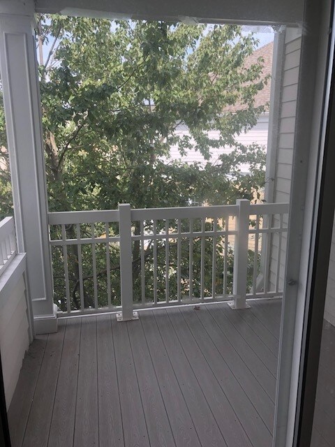 Foto del edificio - 2110 Highcourt Ln