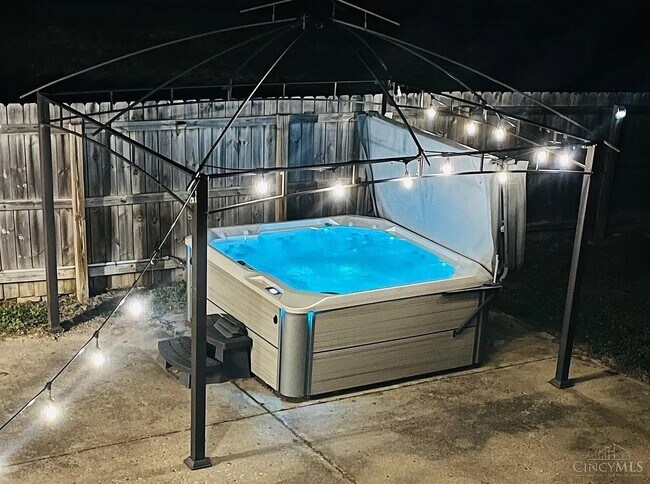 Building Photo - 5400 Hester Rd