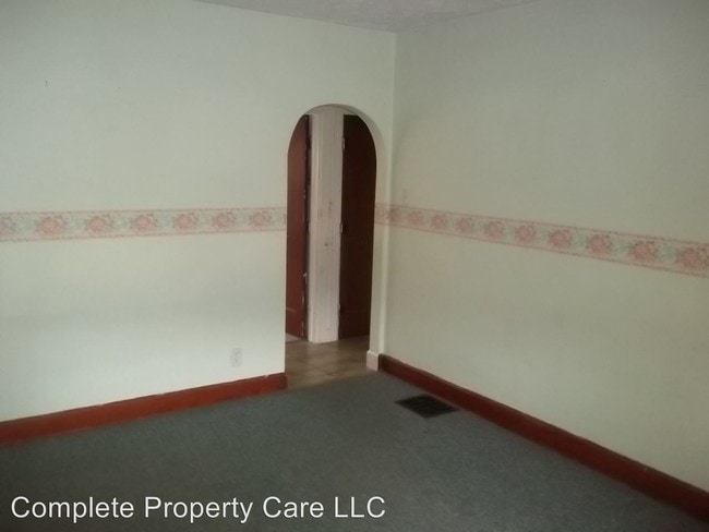 Building Photo - 6200 W County Road 600 S