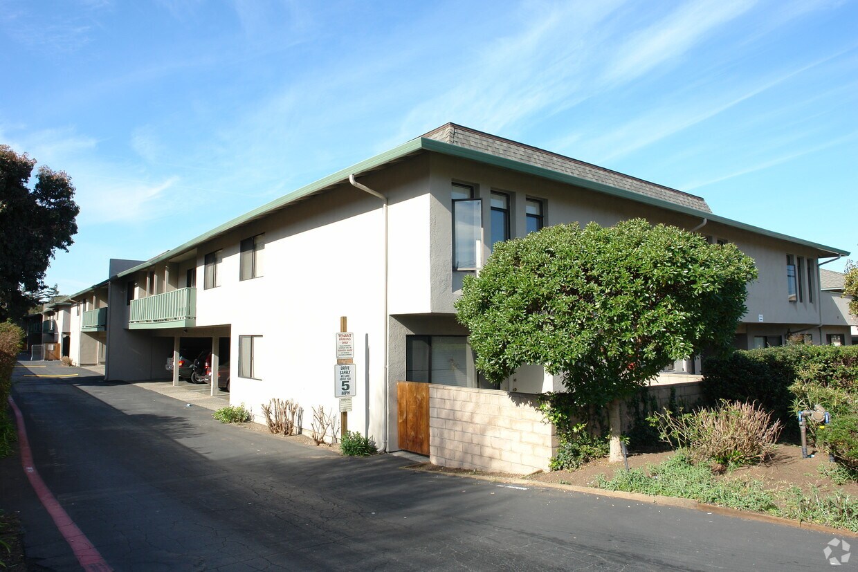 Foto del edificio - Villa Nova Apartments