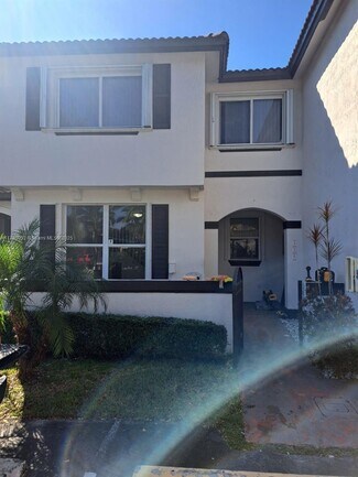 Building Photo - 8725 SW 152nd Ave