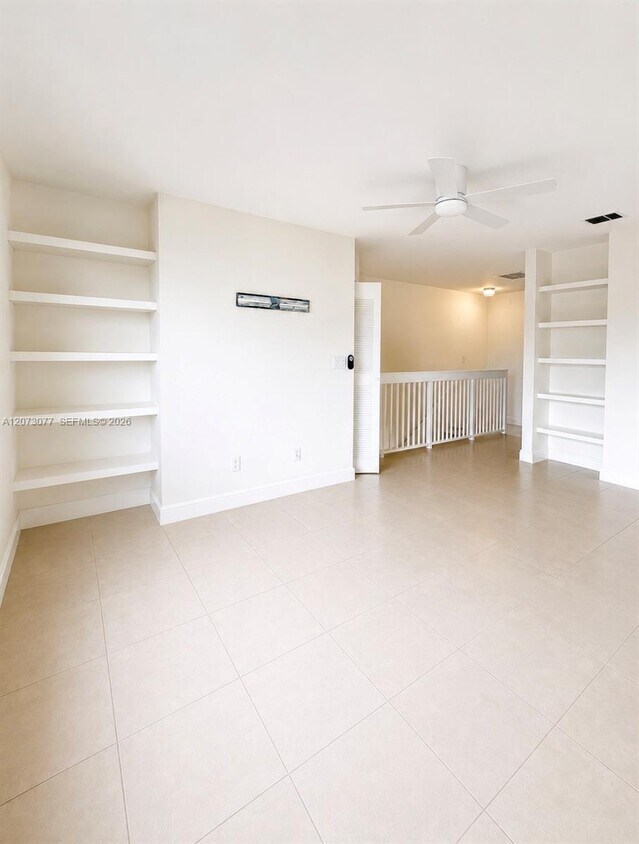 Foto del edificio - 18316 NW 68th Ave