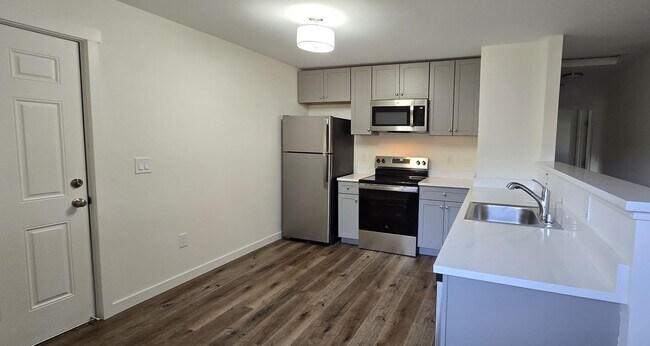 Foto del edificio - 14914 Woodbrook Dr SW