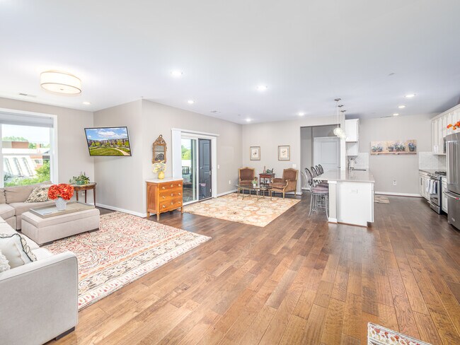 Foto del edificio - 3989 Norton Pl