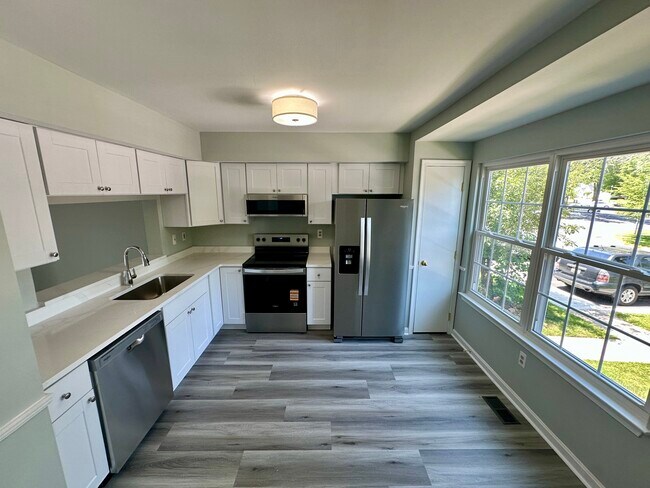 Foto del edificio - 6731 Sandpiper Ct