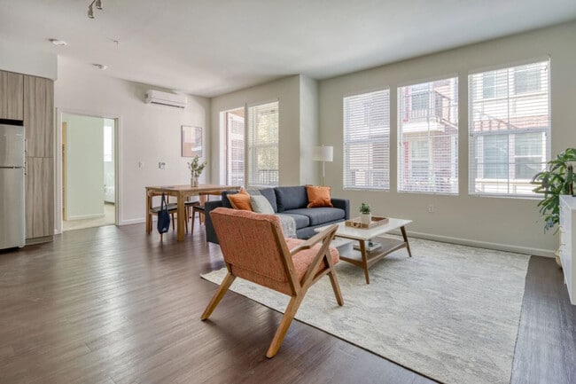 Building Photo - The Mason