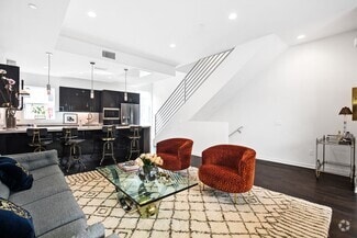 Building Photo - 8412 Blackburn Ave