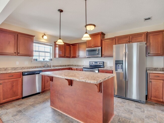 Building Photo - 85 Kinlock Ct
