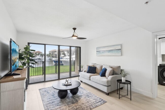 Foto del edificio - 1601 Marina Isle Way