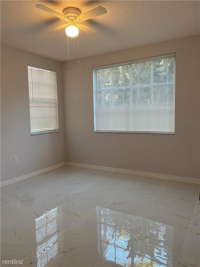Foto del edificio - 3 br, 2 bath Condo - 2351 W Preserve Way