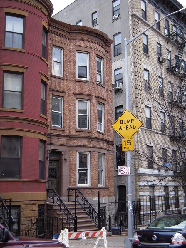 Primary Photo - 188 Edgecombe Ave