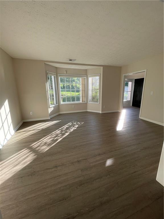 Foto del edificio - 2665 Woodbine Hill Way