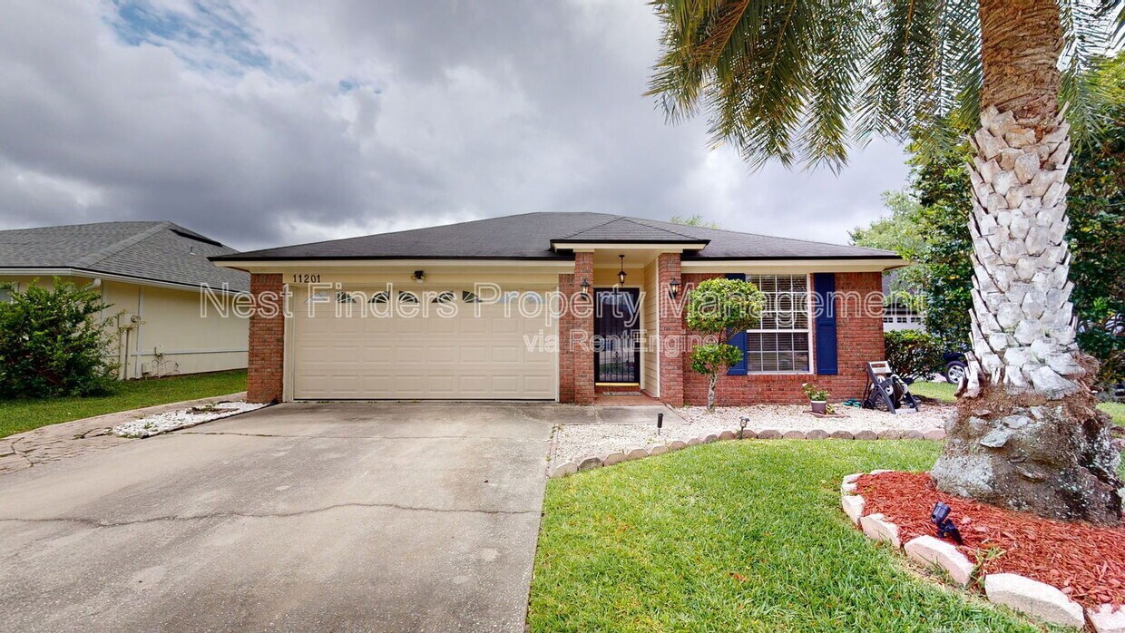 Foto principal - 11201 Wandering Oaks Dr