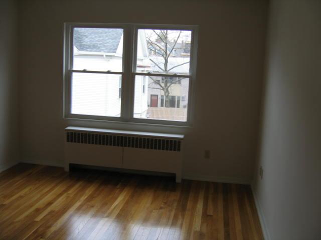 Foto del edificio - 106 E Manning St